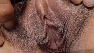 Ebony juicy Vagina close up hairy sex pussy